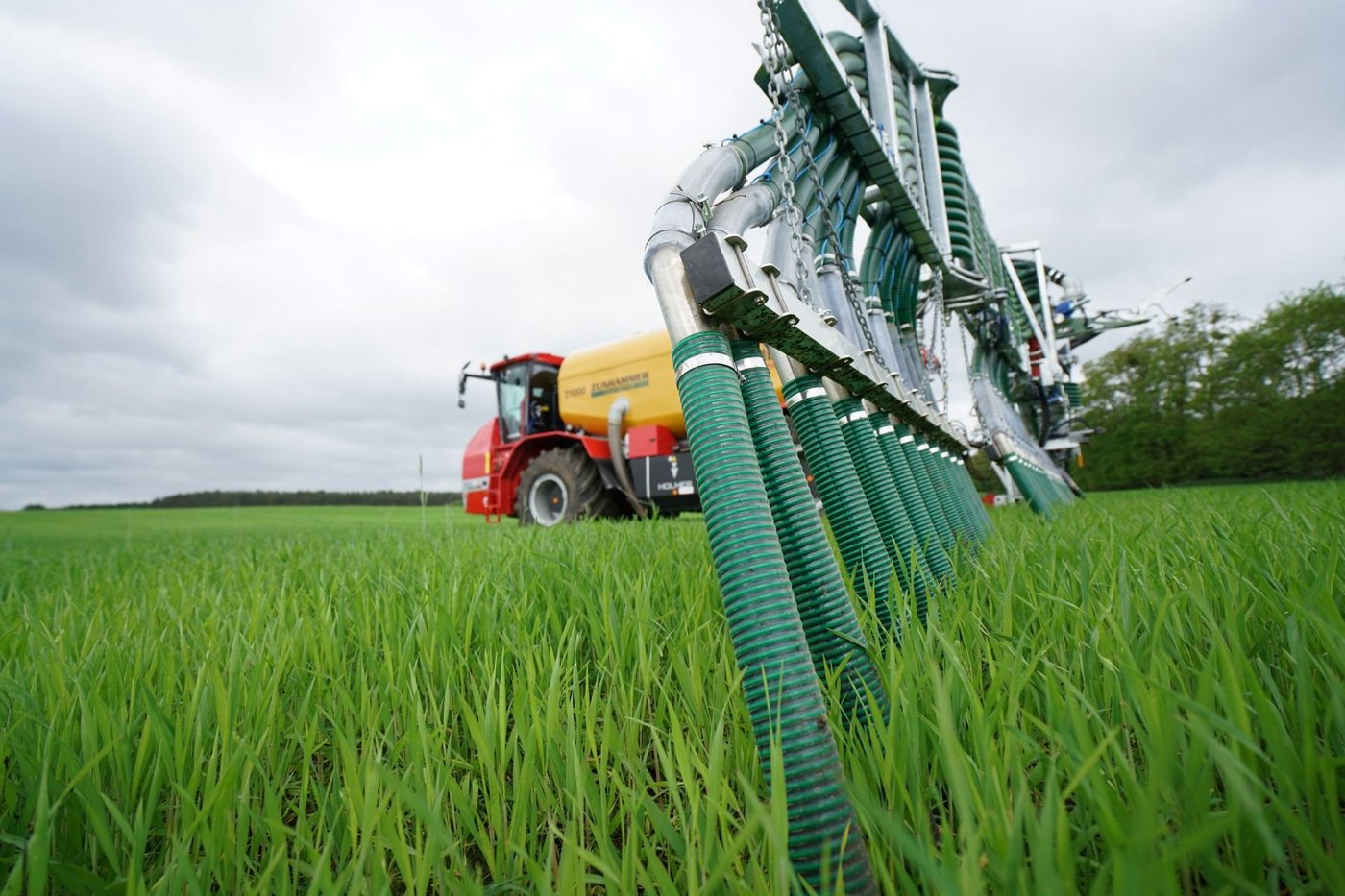 Dribble bar system Compax for self-propelled vehicles