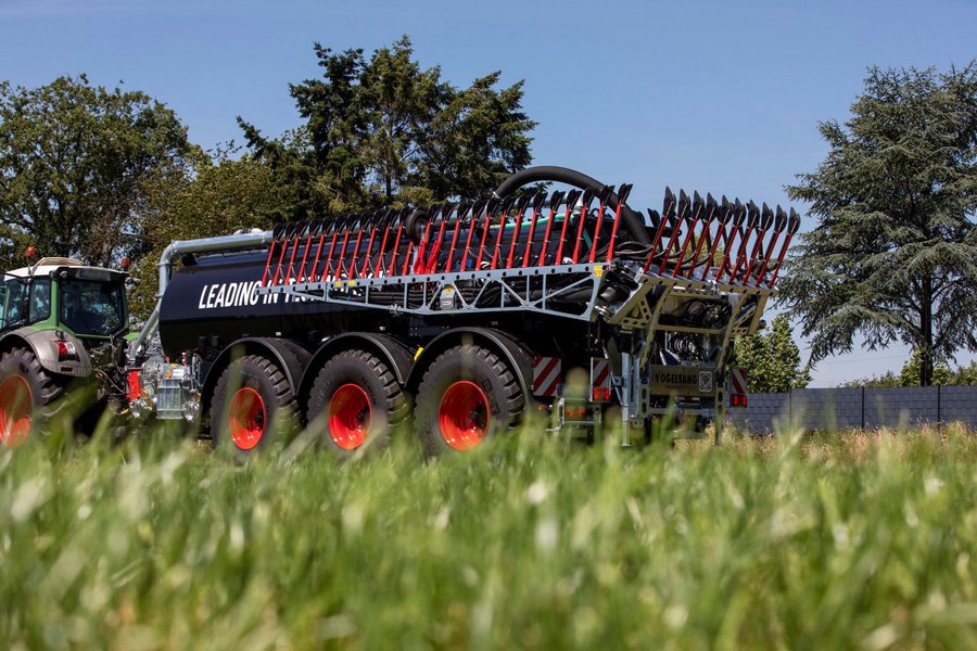 EuroTier 2024: Vogelsang präsentiert erweiterte BlackBird-Familie und den XSplit Compact